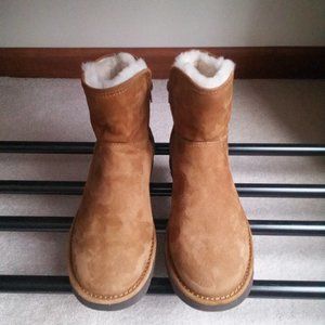 UGG ABREE II Mini Suede Sheepskin Boots - NEW